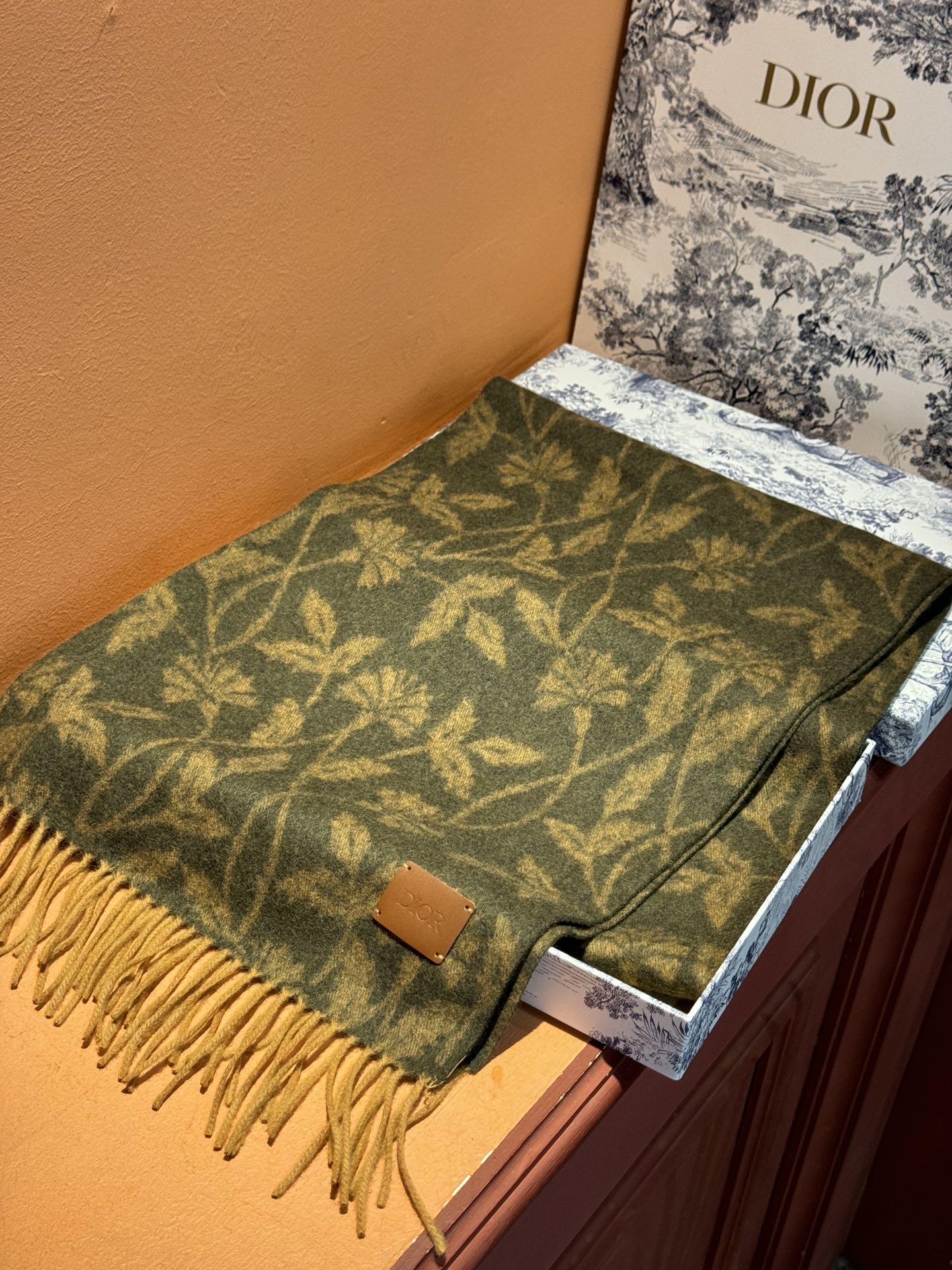 DIOR SCARF 180 CM IN OLIVE GREEN MONOGRAM CASHMERE 394642