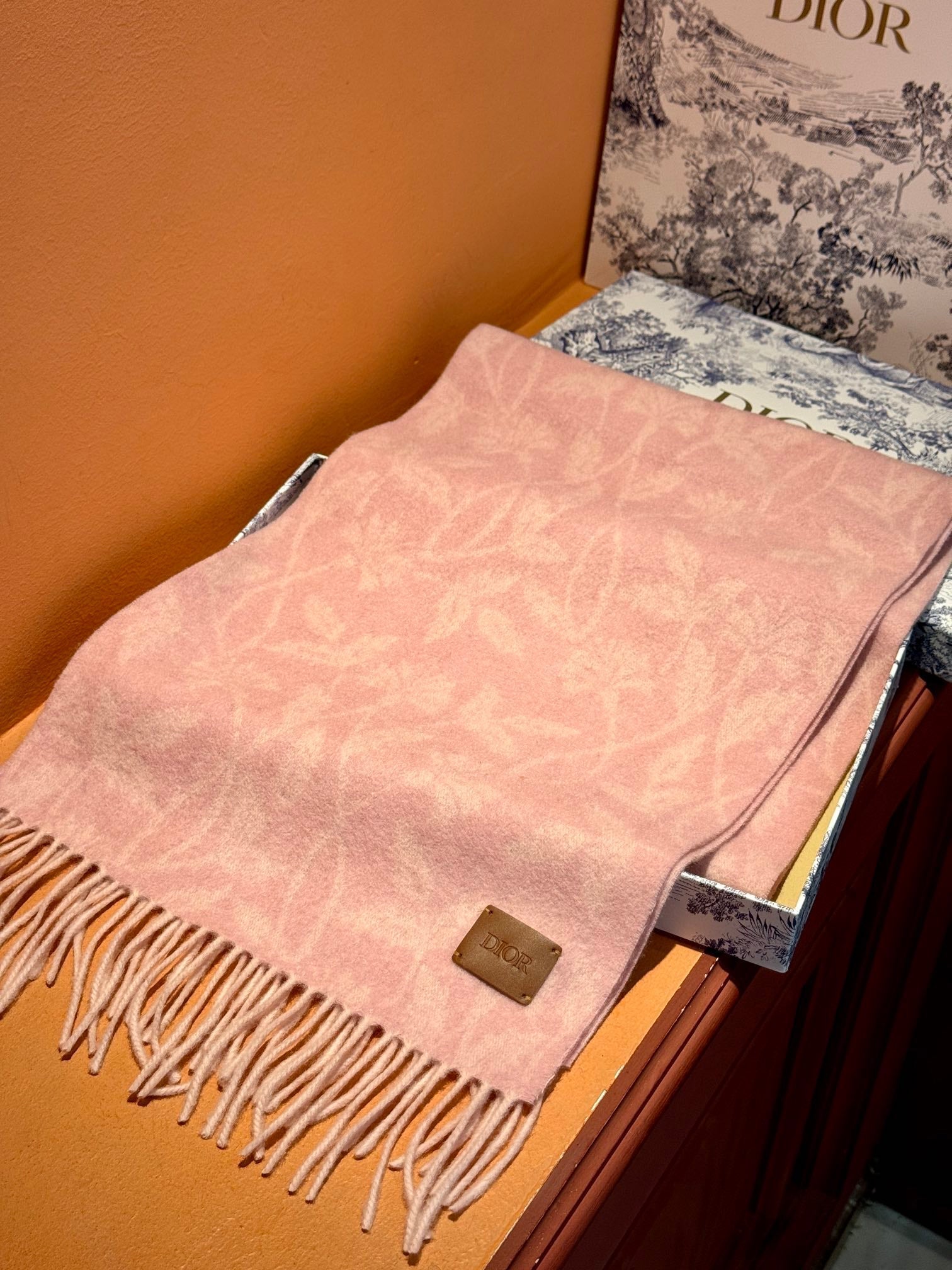 DIOR SCARF 180 CM IN BABY PINK MONOGRAM CASHMERE 394643