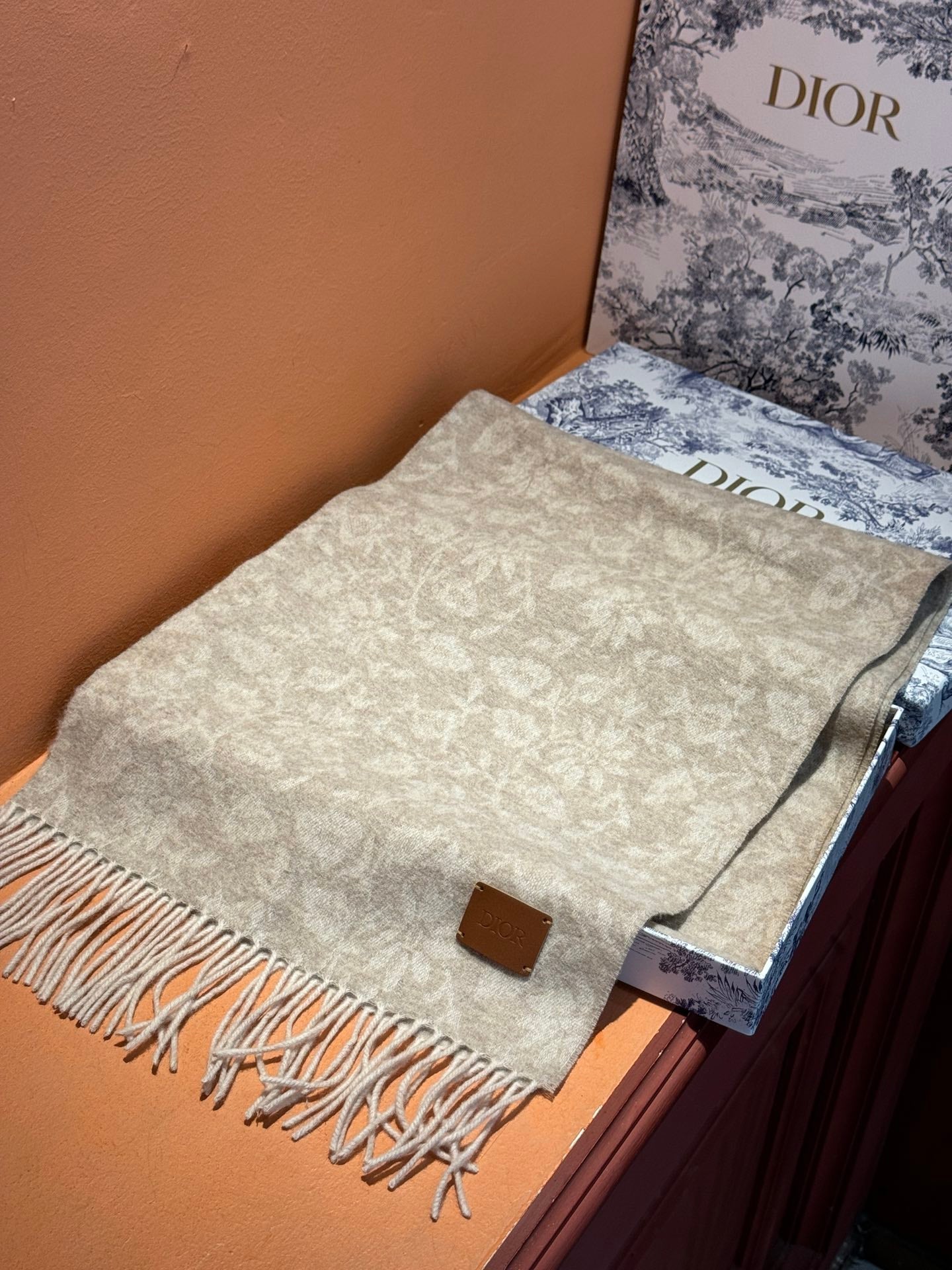DIOR SCARF 180 CM IN ECRU TAN MONOGRAM CASHMERE 394644