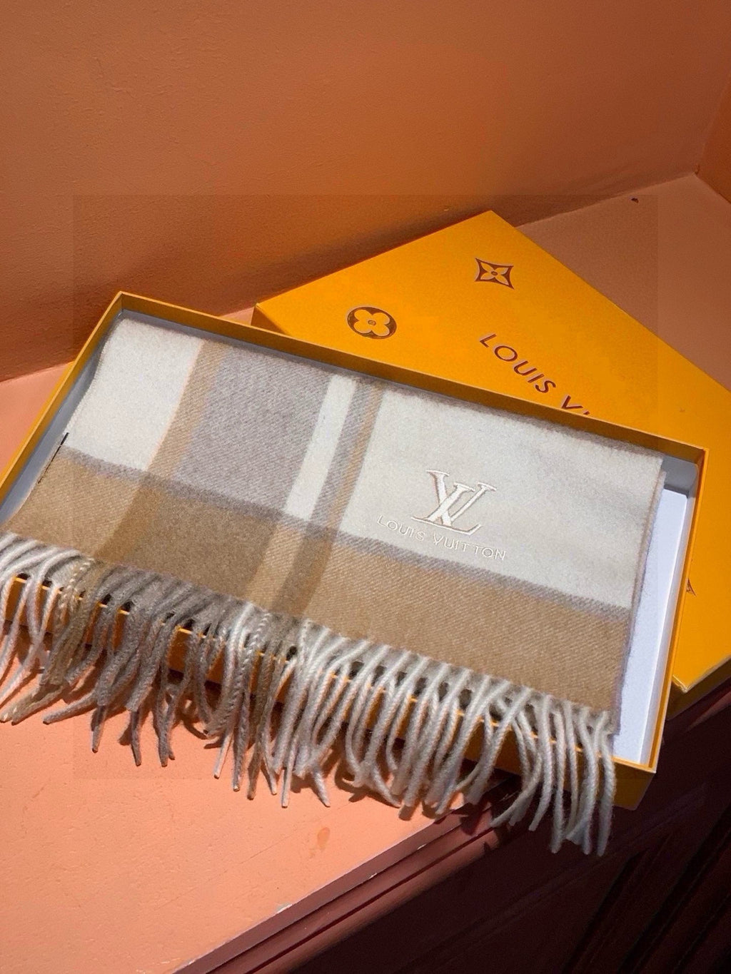 LOUIS VUITTON SCARF 180 CM IN KHAKI BROWN MIX WHITE CASHMERE 399872