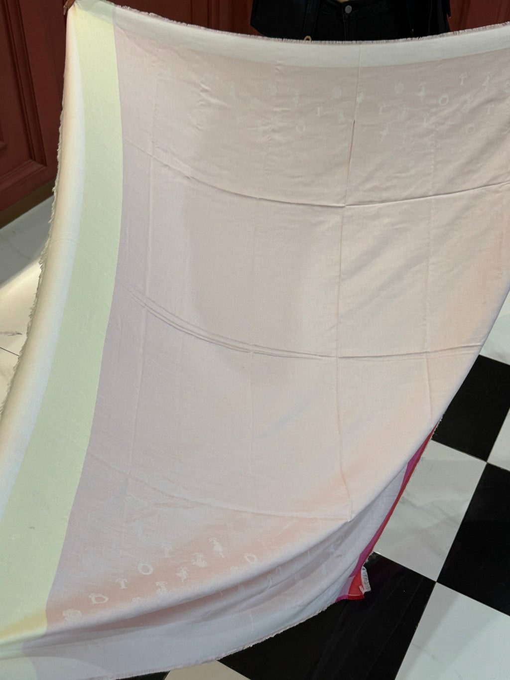 DIOR SHAWL 140 CM IN LIGHT PINK CASHMERE AND SILK 413801