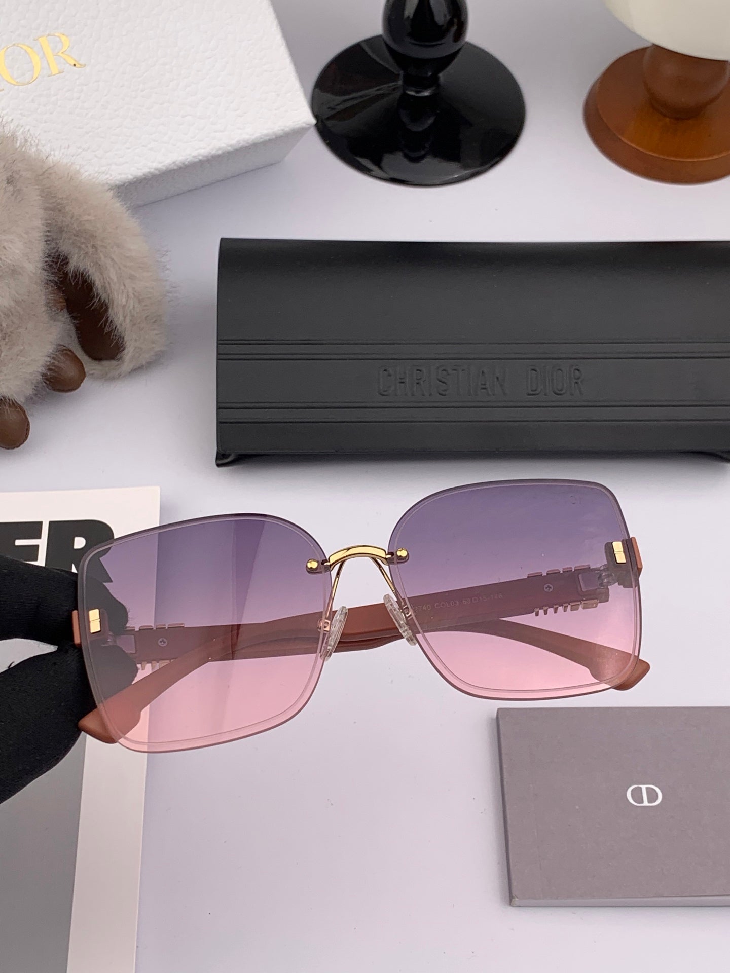 DIOR SIGNATURE SUNGLASS 575718 IN ACETATE