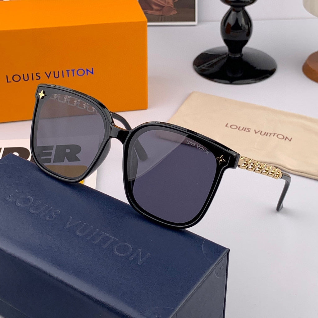LOUIS VUITTON CHAIN SQUARE SUNGLASSES L8233 IN ACETATE