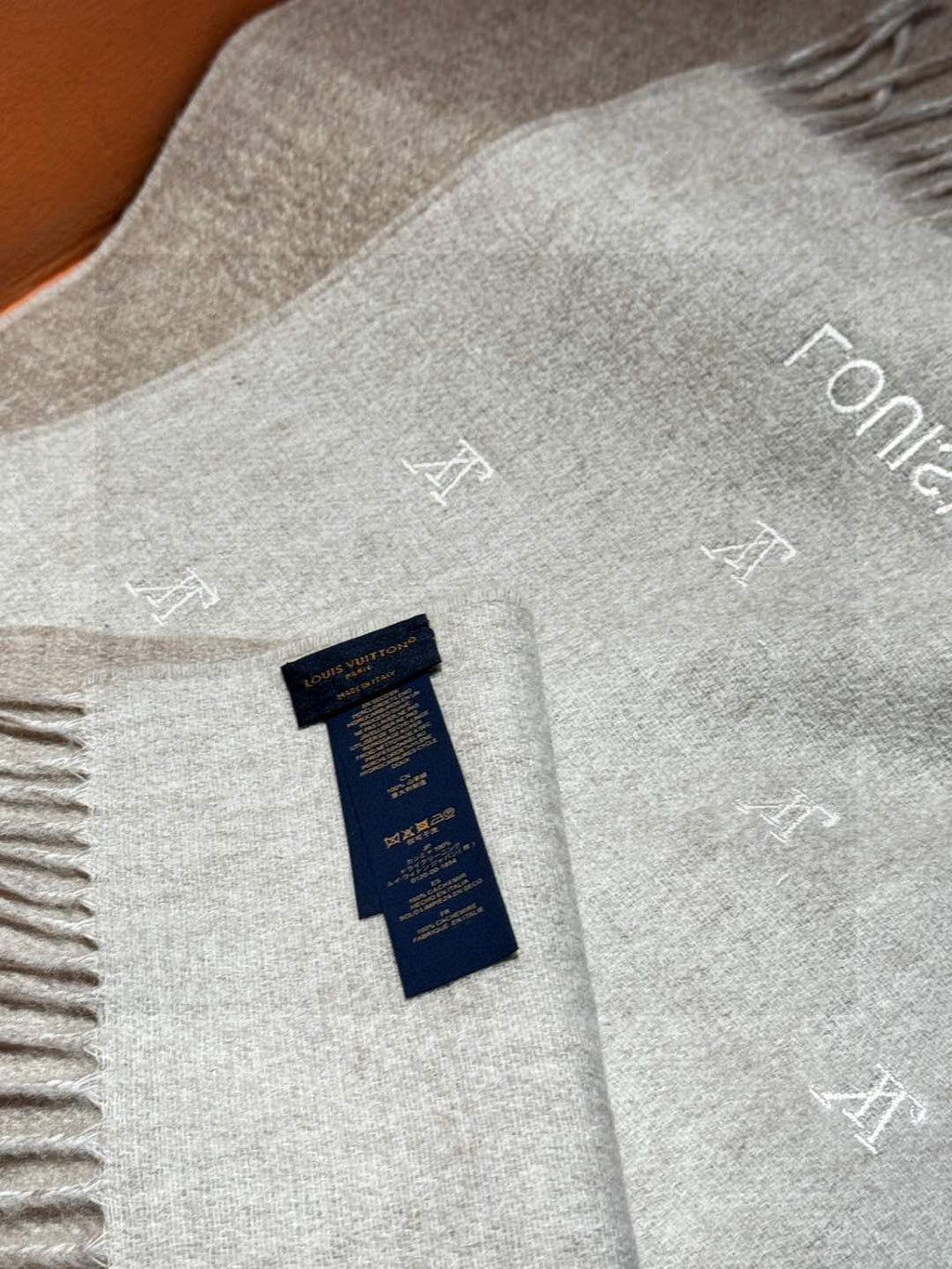 LOUIS VUITTON LV SCARF 180 CM IN CASHMERE 730568