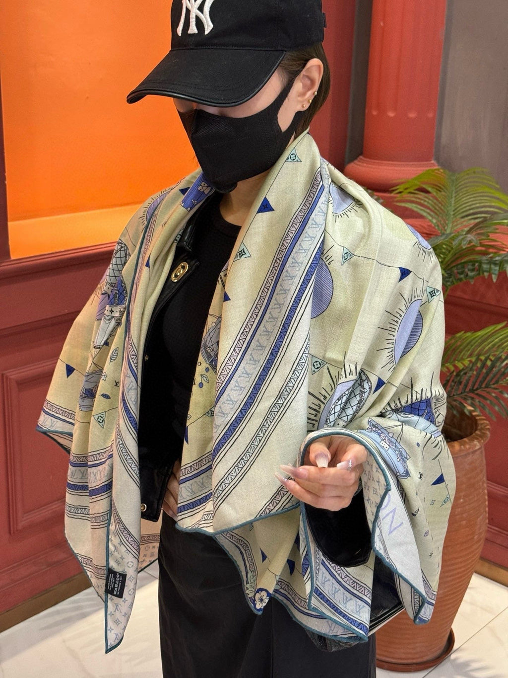 LOUIS VUITTON LV SCARF 140 CM IN SILK 730620