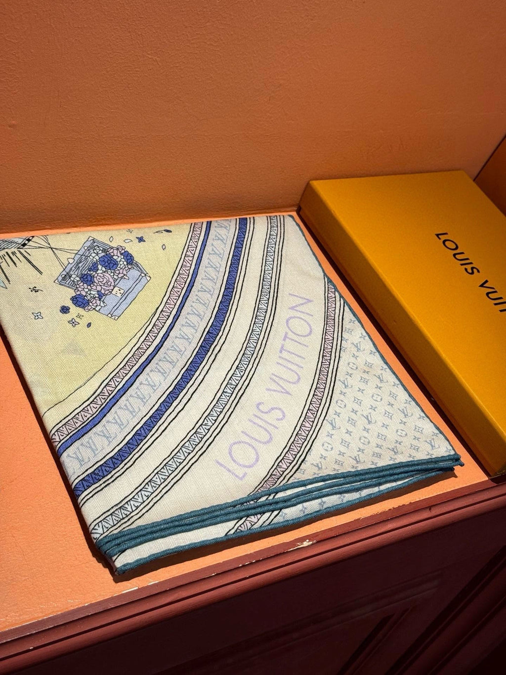 LOUIS VUITTON LV SCARF 140 CM IN SILK 730620