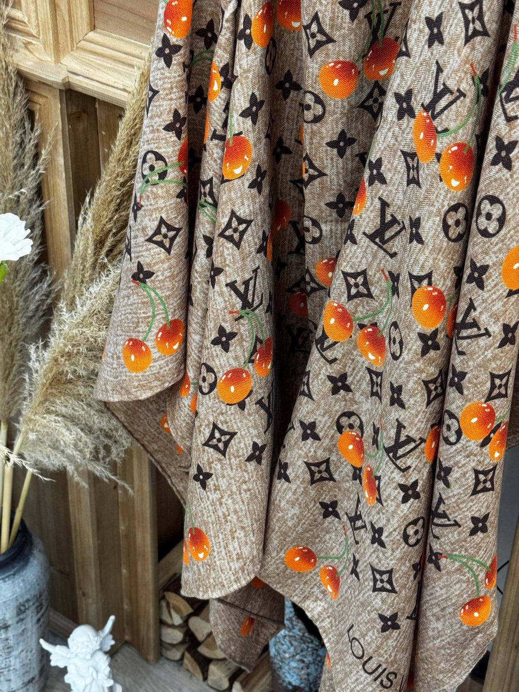 LOUIS VUITTON LV SCARF 140 CM IN WOOL MIX SILK 737264