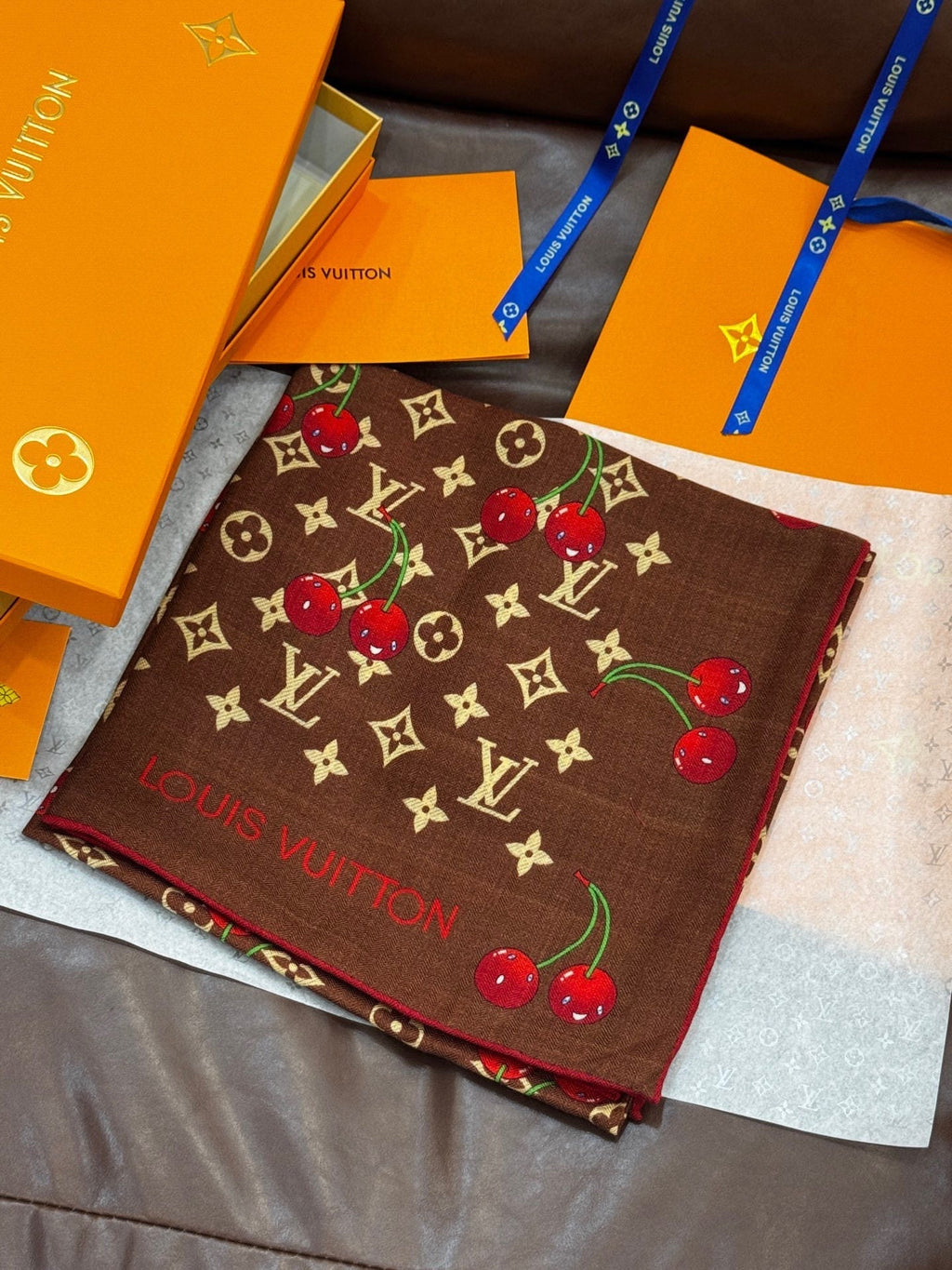 LOUIS VUITTON LV SCARF 140 CM IN WOOL MIX SILK 737265