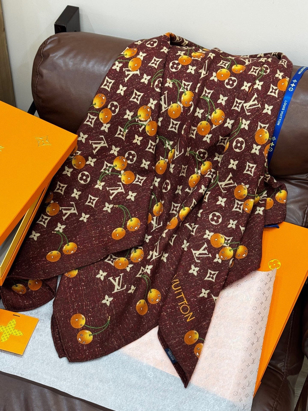 LOUIS VUITTON LV SCARF 140 CM IN WOOL MIX SILK 737266