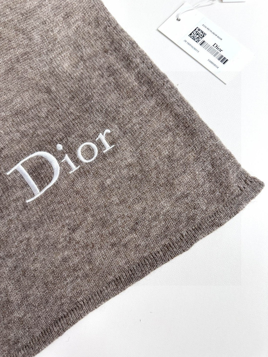 DIOR SCARF 190 CM IN KHAKI BEIGE MIX WHITE CARO CASHMERE 388125