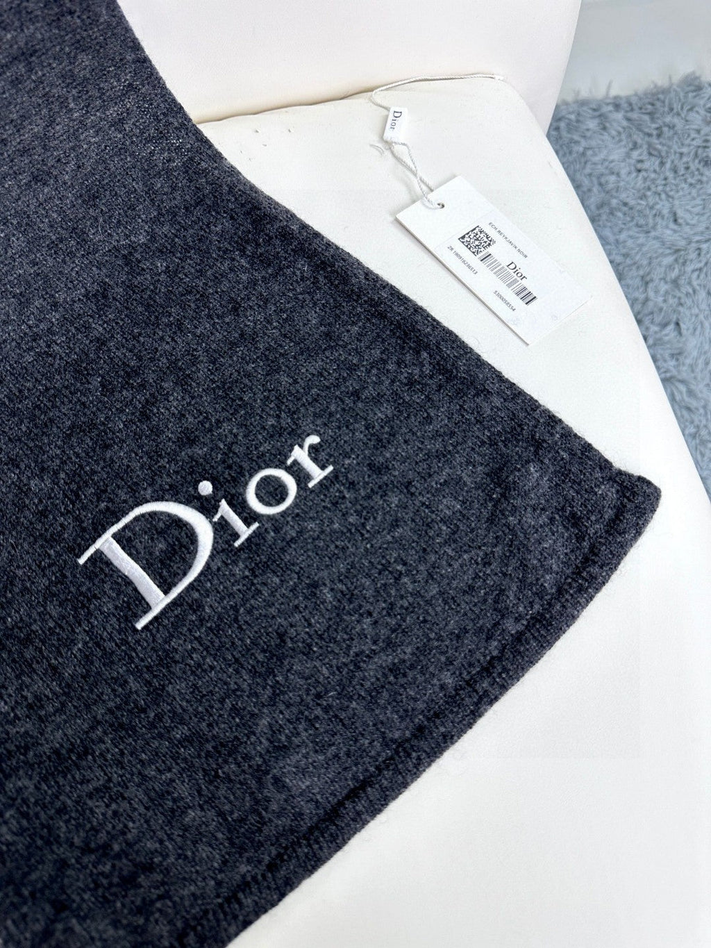 DIOR SCARF 190 CM IN BLACK MIX WHITE CARO CASHMERE 388127