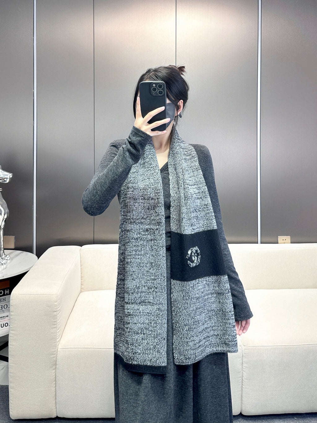 CHANEL SCARF 180 CM IN SHARK GRAY MIX BLACK CASHMERE 389977