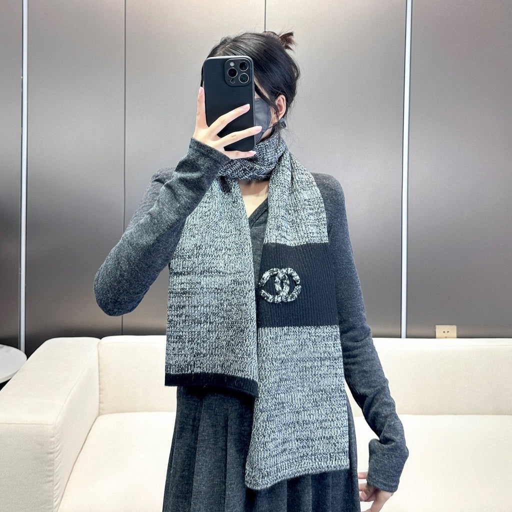 CHANEL SCARF 180 CM IN SHARK GRAY MIX BLACK CASHMERE 389977