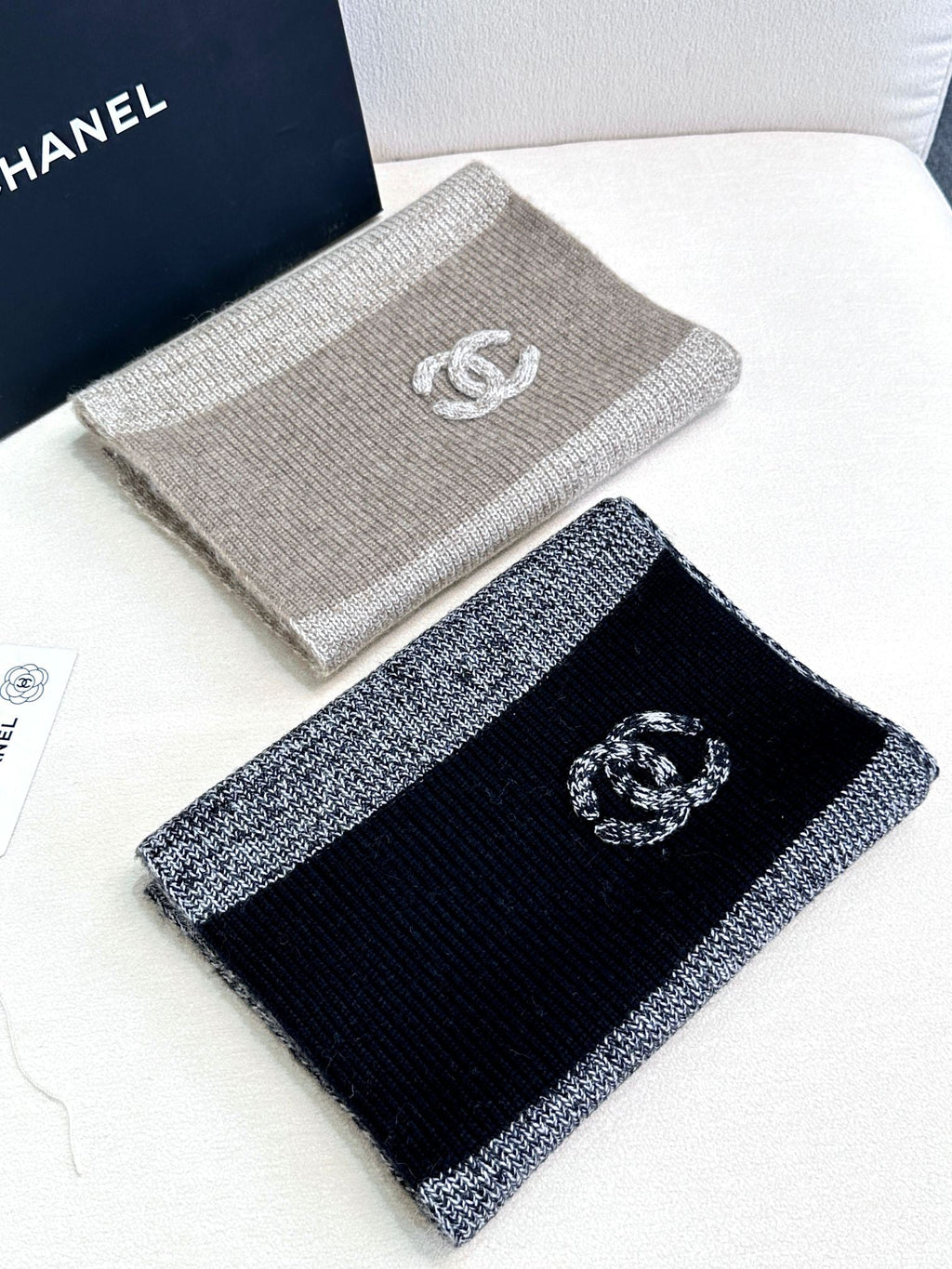CHANEL SCARF 180 CM IN SHARK GRAY MIX BLACK CASHMERE 389977