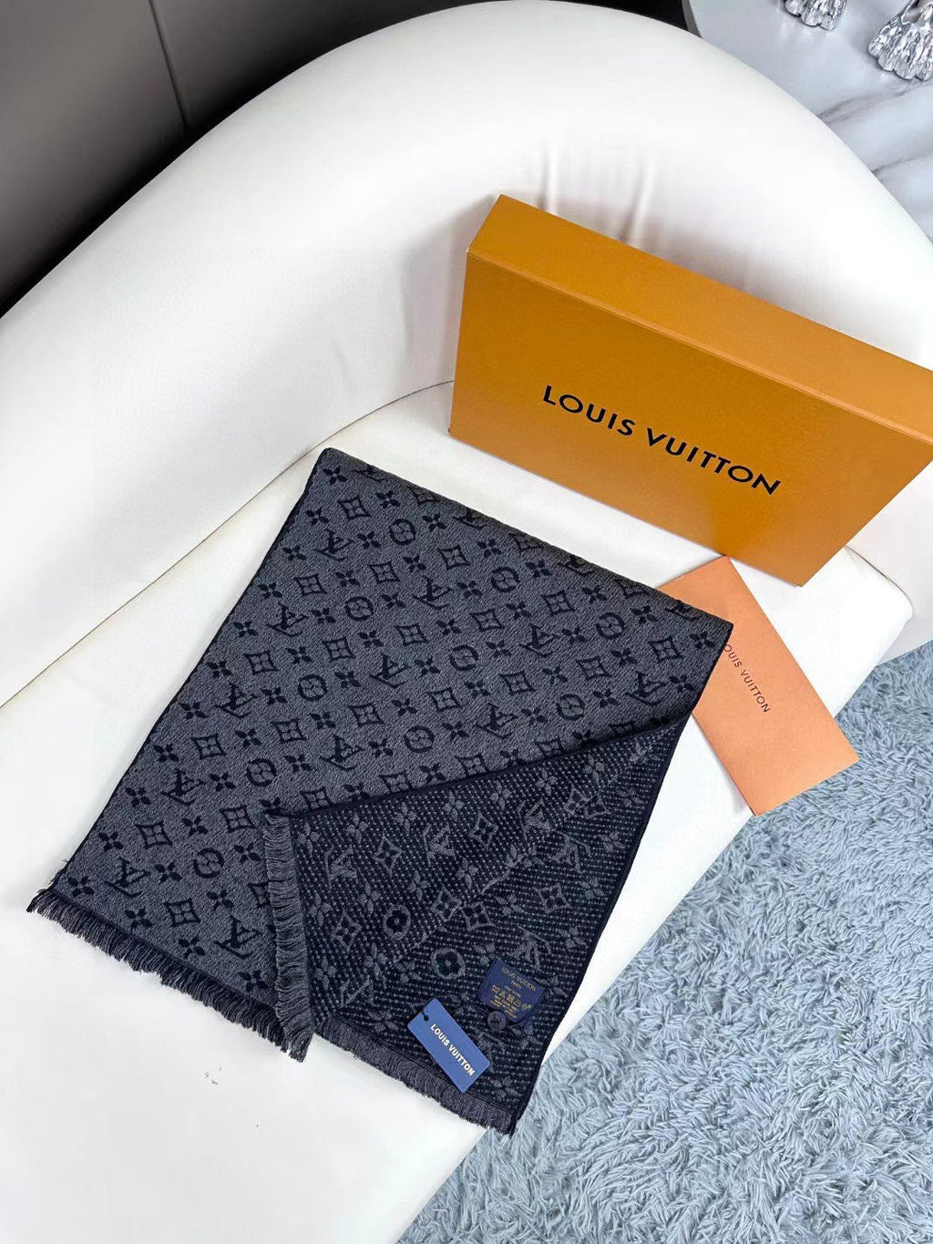 LOUIS VUITTON SCARF 180 CM IN PRUSSIAN BLUE CLASSIC MONOGRAM CASHMERE 396439