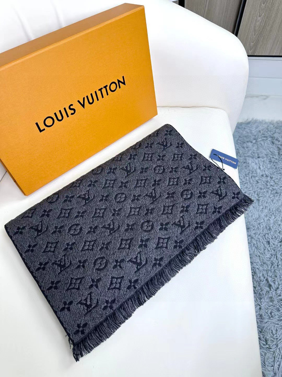 LOUIS VUITTON SCARF 180 CM IN PRUSSIAN BLUE CLASSIC MONOGRAM CASHMERE 396439
