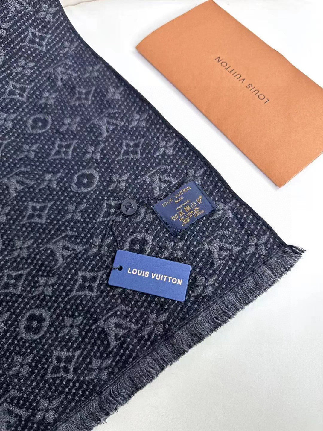 LOUIS VUITTON SCARF 180 CM IN PRUSSIAN BLUE CLASSIC MONOGRAM CASHMERE 396439