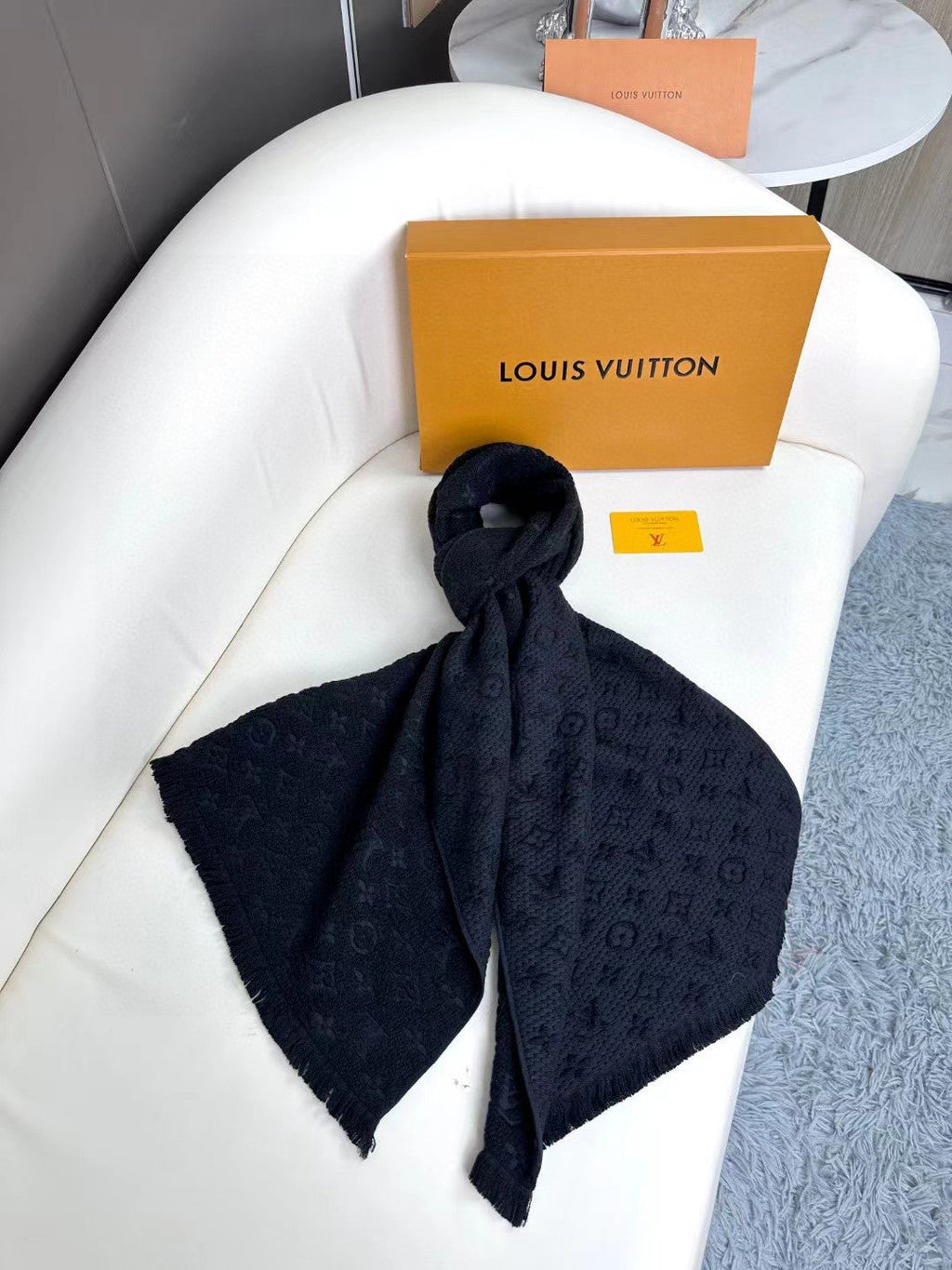 LOUIS VUITTON SCARF 180 CM IN BLACK CLASSIC MONOGRAM CASHMERE 396441