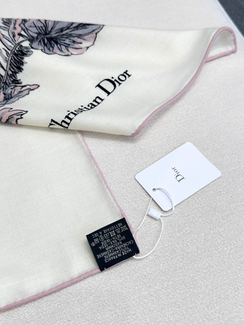 DIOR SQUARE SCARF 140 CM IN COLORFUL CASHMERE AND SILK 403837