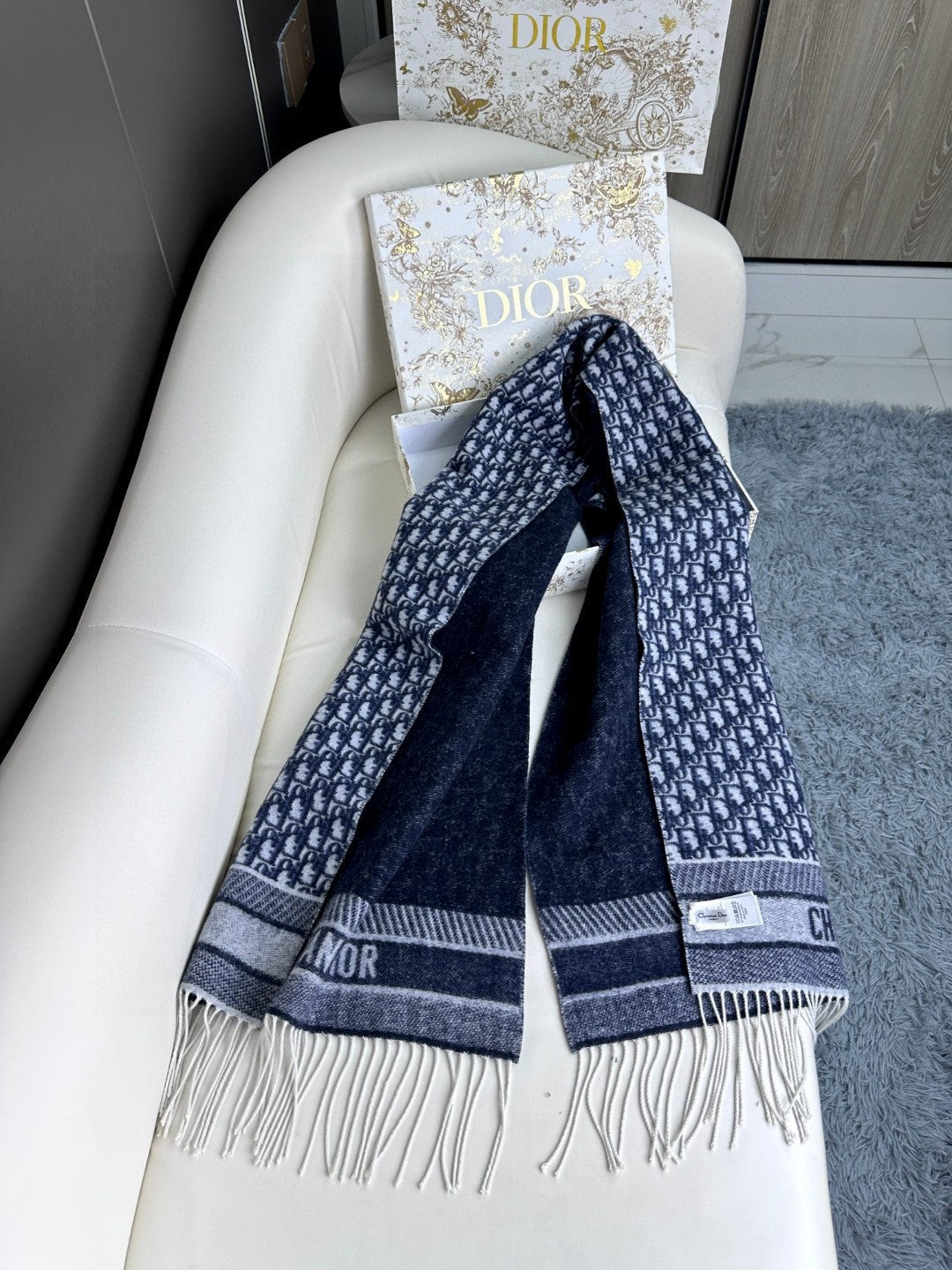 DIOR SCARF IN NAVY BLUE MONOGRAM CASHMERE 413719
