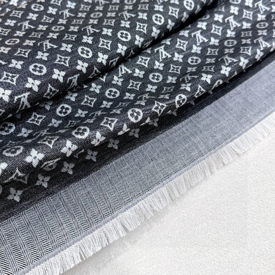 LOUIS VUITTON LV SCARF 120 CM IN WOOL MIX SILK 737299