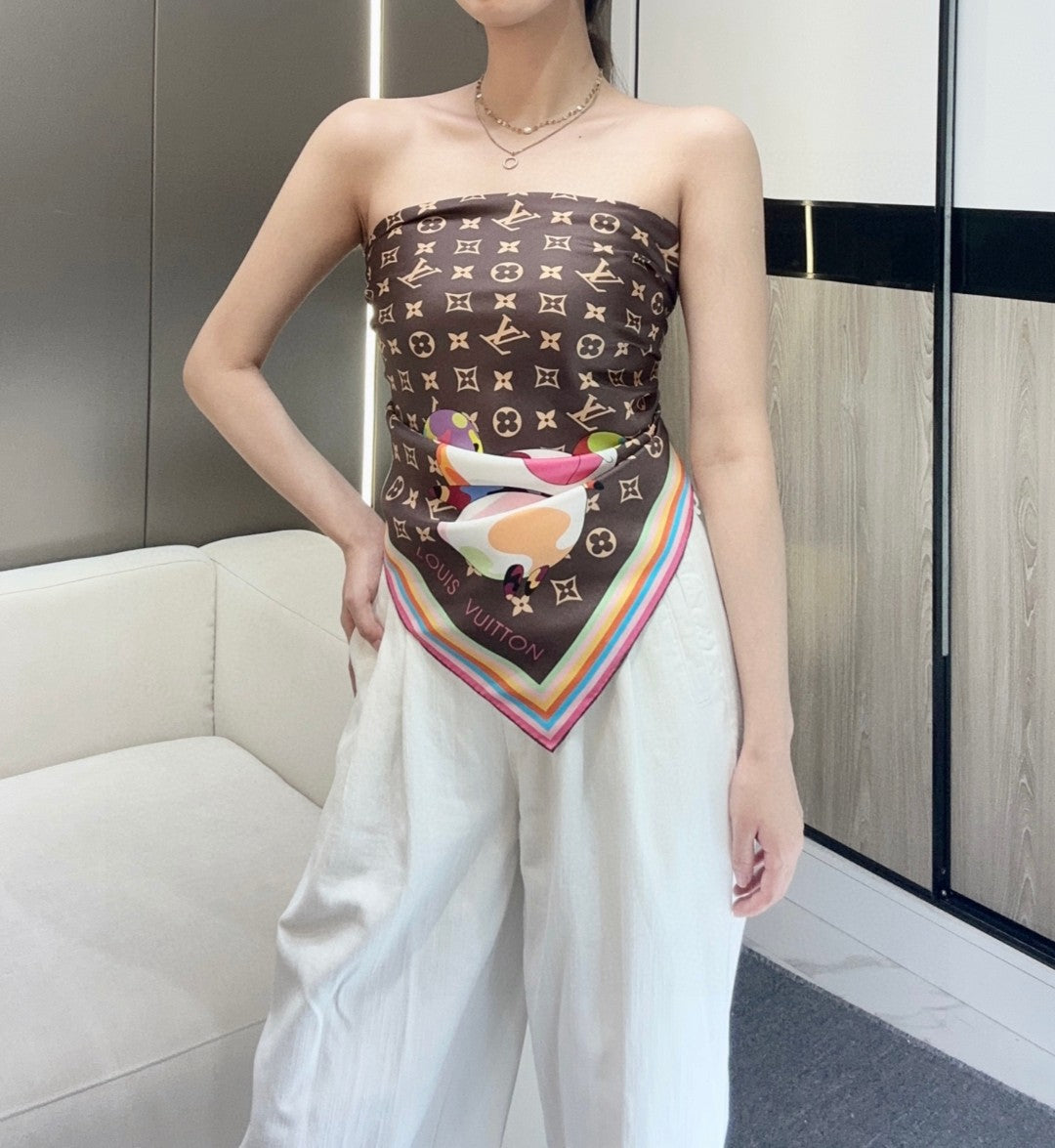 LOUIS VUITTON LV SCARF 90 CM IN SILK 729026