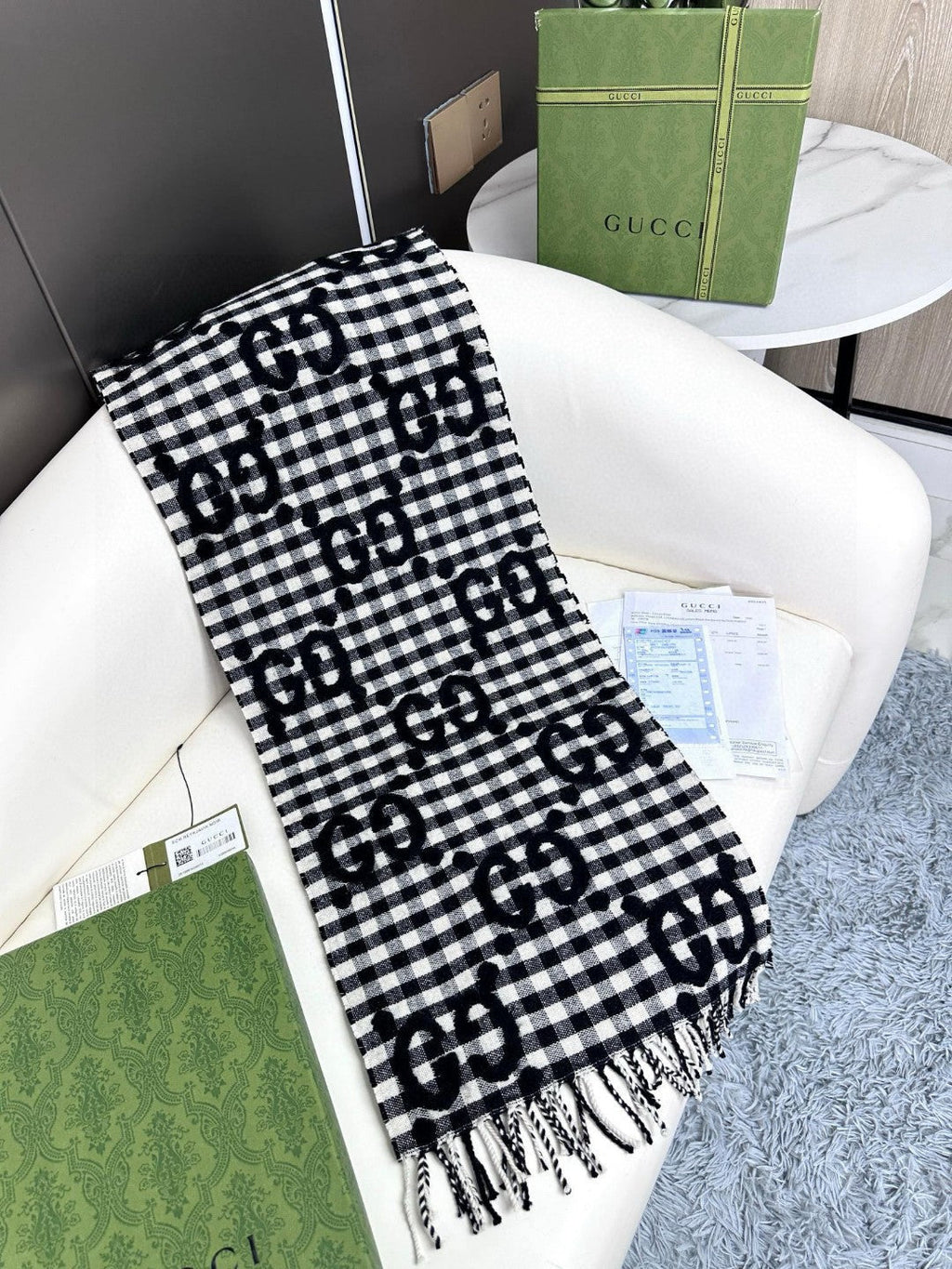 GUCCI 25S SCARF 220 IN CASHMERE 732134