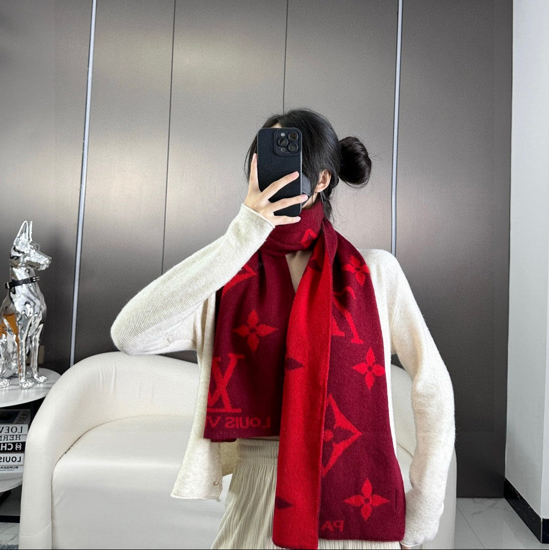LOUIS VUITTON LV SCARF 180 CM IN CASHMERE 700780