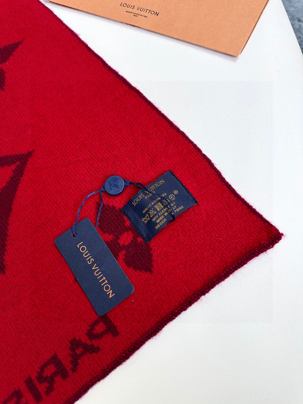 LOUIS VUITTON LV SCARF 180 CM IN CASHMERE 700780