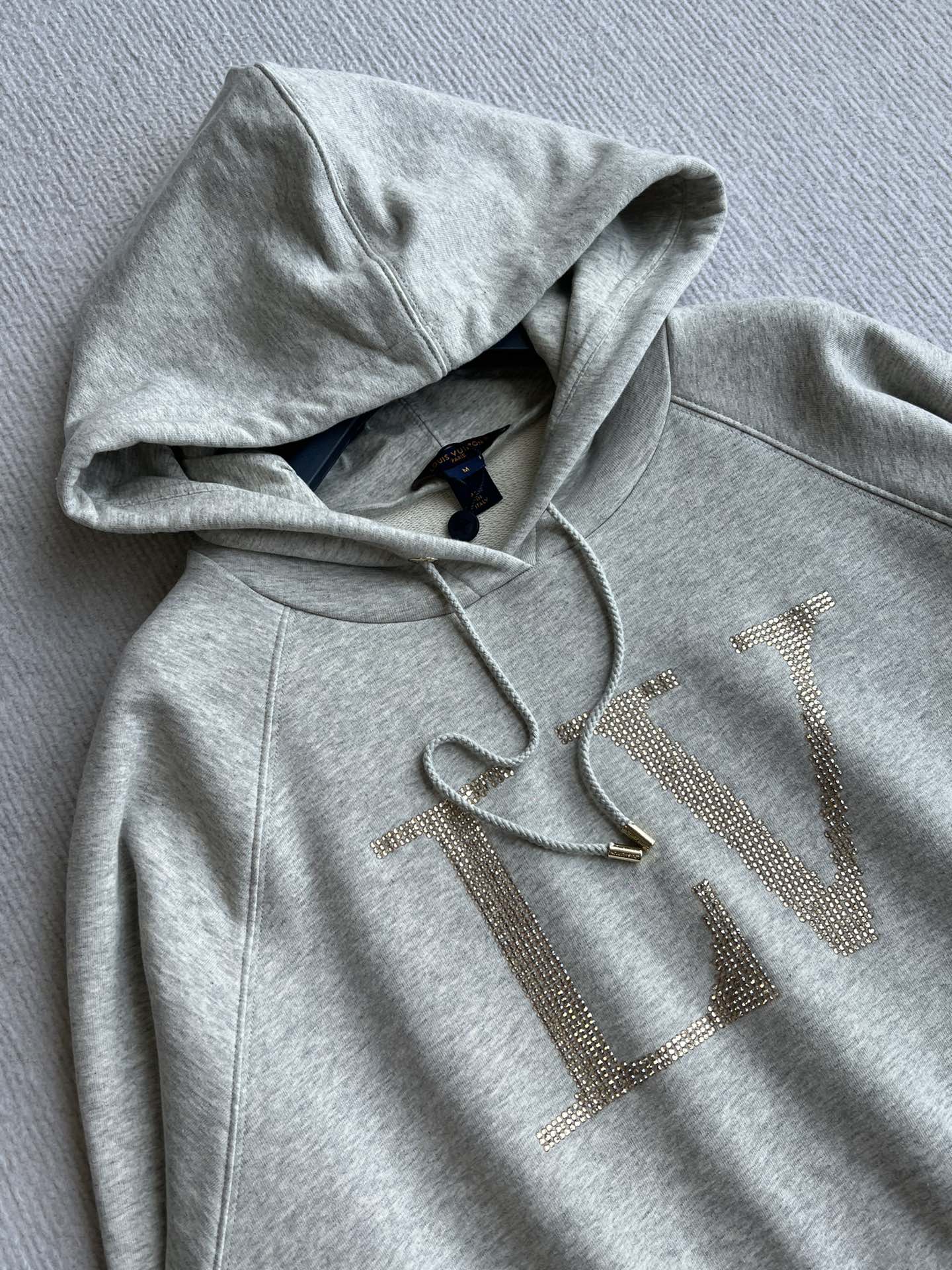 LOUIS VUITTON LOUIS VUITTON HOODED SWEATSHIRT WITH RHINESTONES 275688
