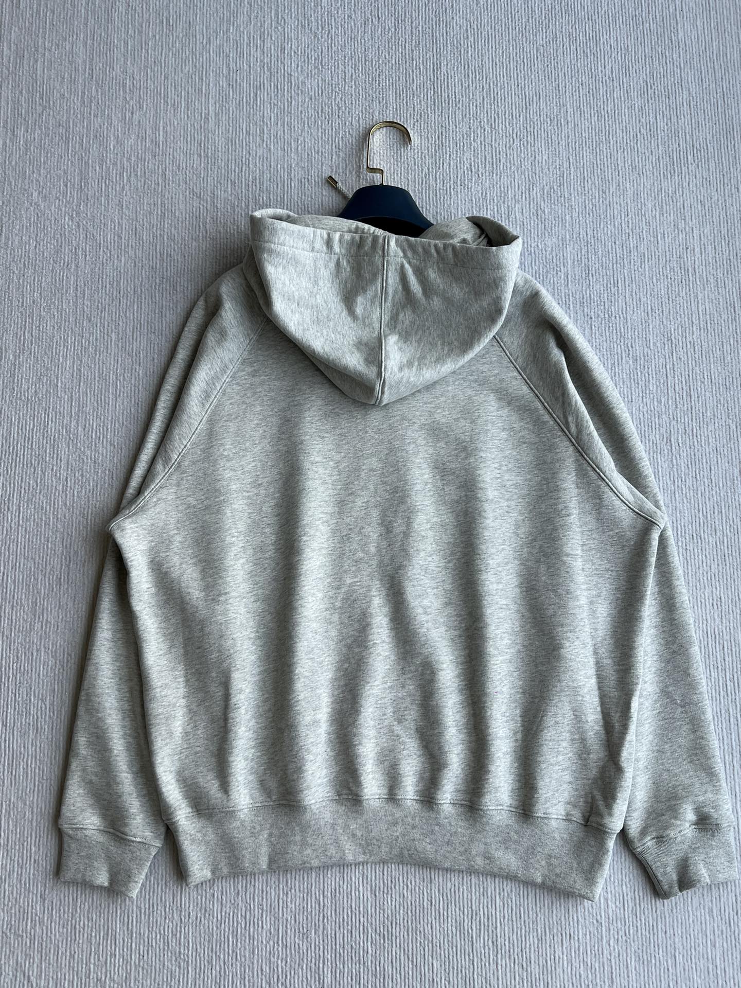 LOUIS VUITTON LOUIS VUITTON HOODED SWEATSHIRT WITH RHINESTONES 275688