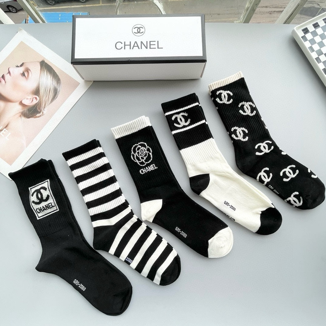 CHANEL CREW SOCKS 412565 ( 1 BOX )