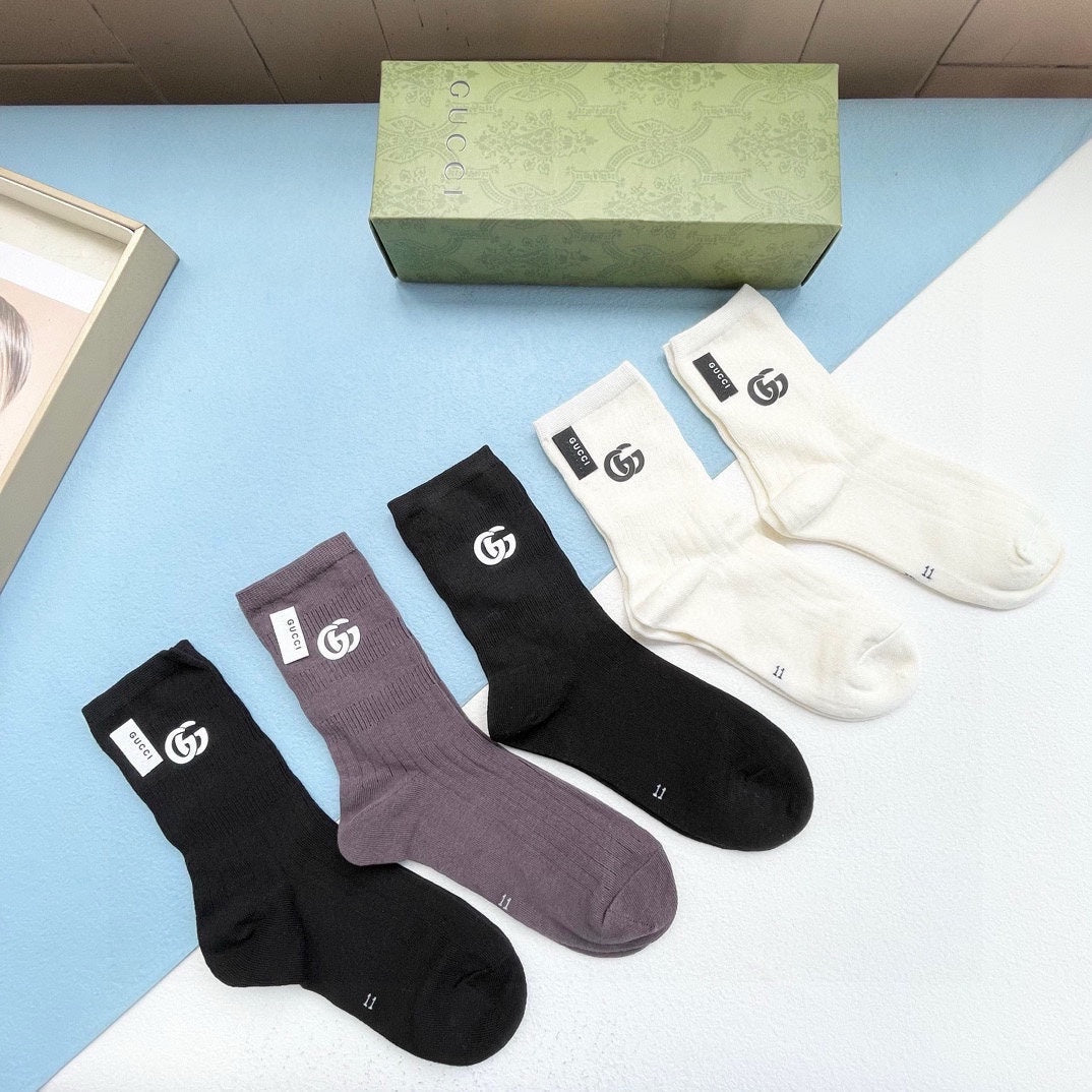GUCCI CREW SOCKS 425537 (1 BOX)