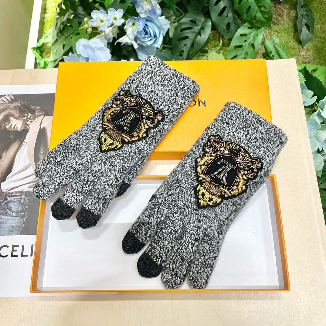 LOUIS VUITTON TOUCHSCREEN GLOVES IN STEEL GRAY WOOL 454594