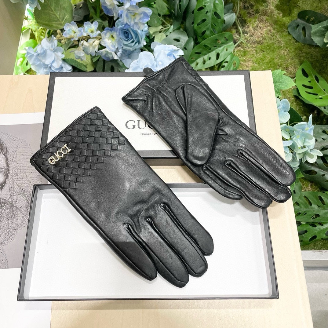 GUCCI GLOVES IN BLACK SHEEPSKIN 456295