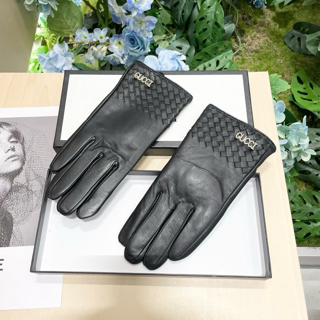 GUCCI GLOVES IN BLACK SHEEPSKIN 456295