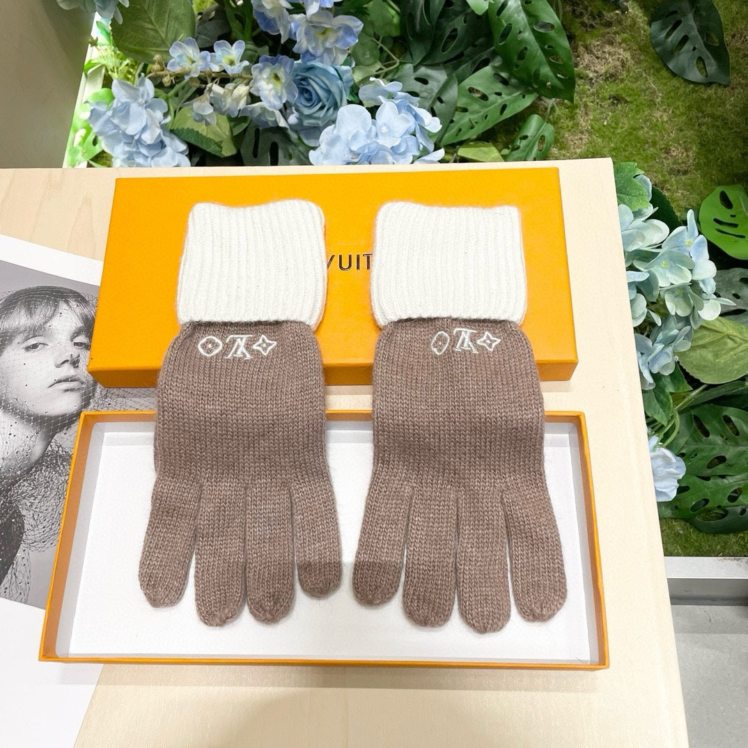 LOUIS VUITTON GLOVES IN LIGHT BROWN MIX WHITE WOOL 458549