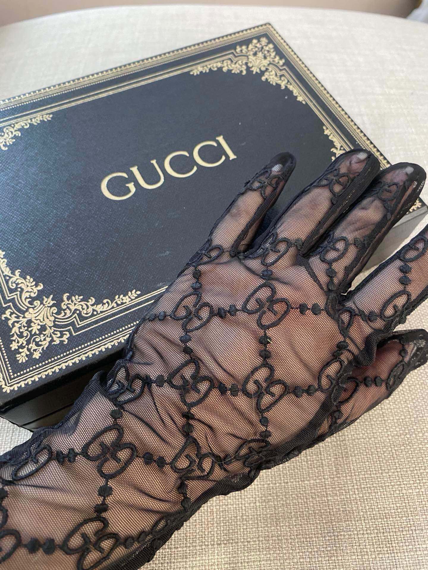 GUCCI EMBROIDERED LACE MESH GLOVES BLACK 462433