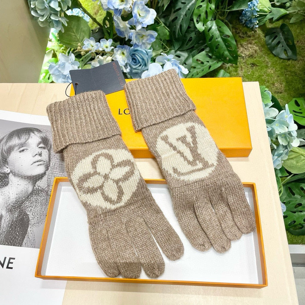 LOUIS VUITTON LV GLOVES IN DESERT BROWN WOOL 464990