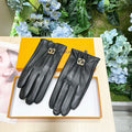 LOUIS VUITTON GLOVES IN BLACK LAMBSKIN 465067