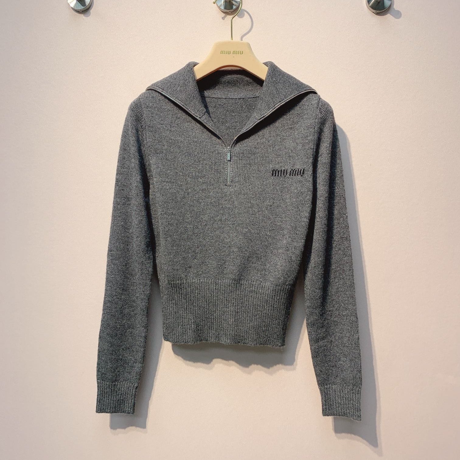 MIUMIU SWEATER STYLE 163