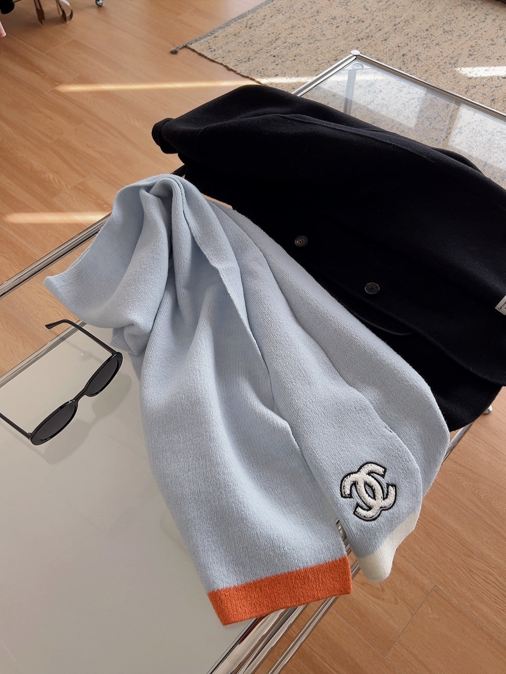 CHANEL SCARF IN LIGHT BLUE CASHMERE 402422
