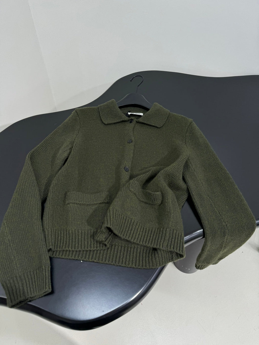 MIUMIU POLO KNIT CARDIGAN STYLE 502