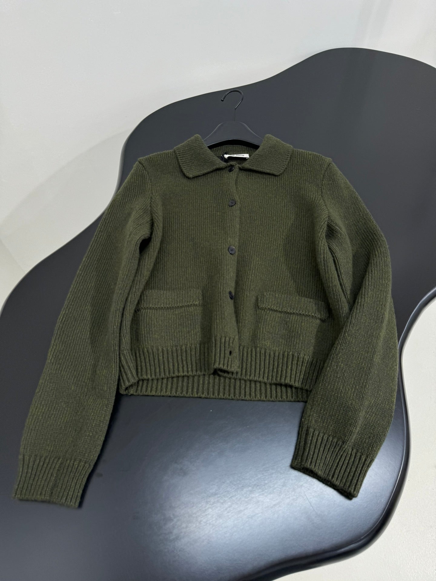 MIUMIU POLO KNIT CARDIGAN STYLE 502
