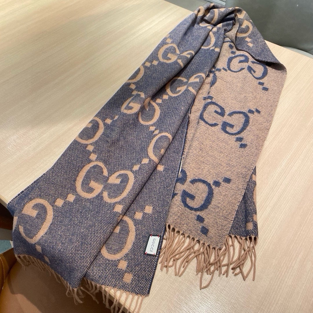 GUCCI JACQUARD PATTERN KNIT SCARF 195 CM WITH TASSELS PIGEON BLUE 403745
