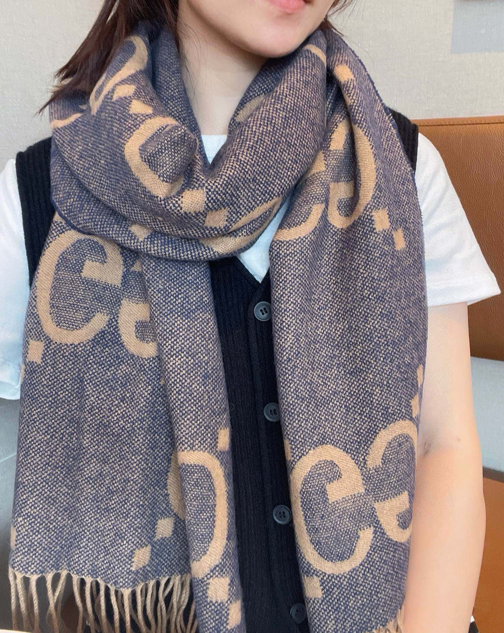 GUCCI JACQUARD PATTERN KNIT SCARF 195 CM WITH TASSELS PIGEON BLUE 403745