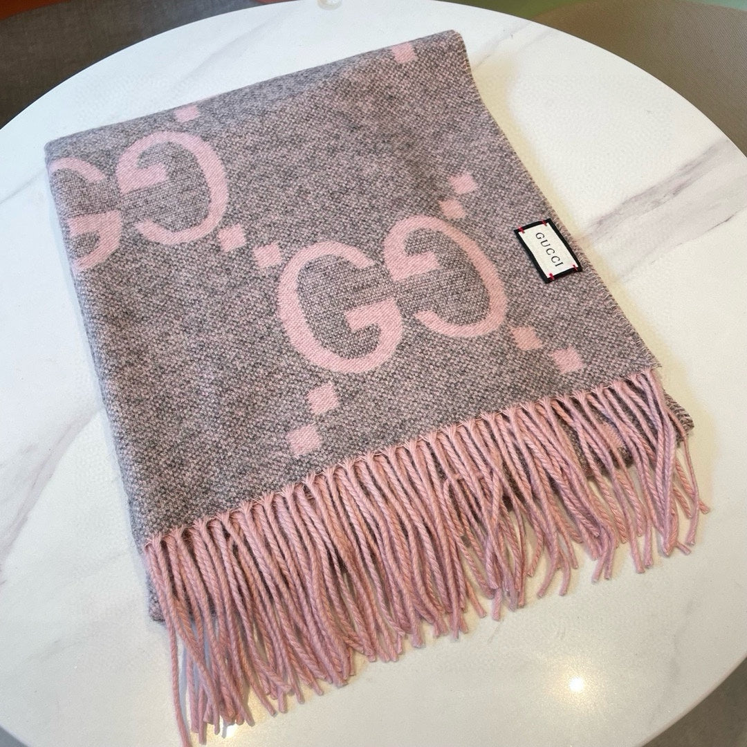 GUCCI JACQUARD PATTERN KNIT SCARF 195 CM WITH TASSELS HARBOR GRAY MIX LIGHT PINK 403748