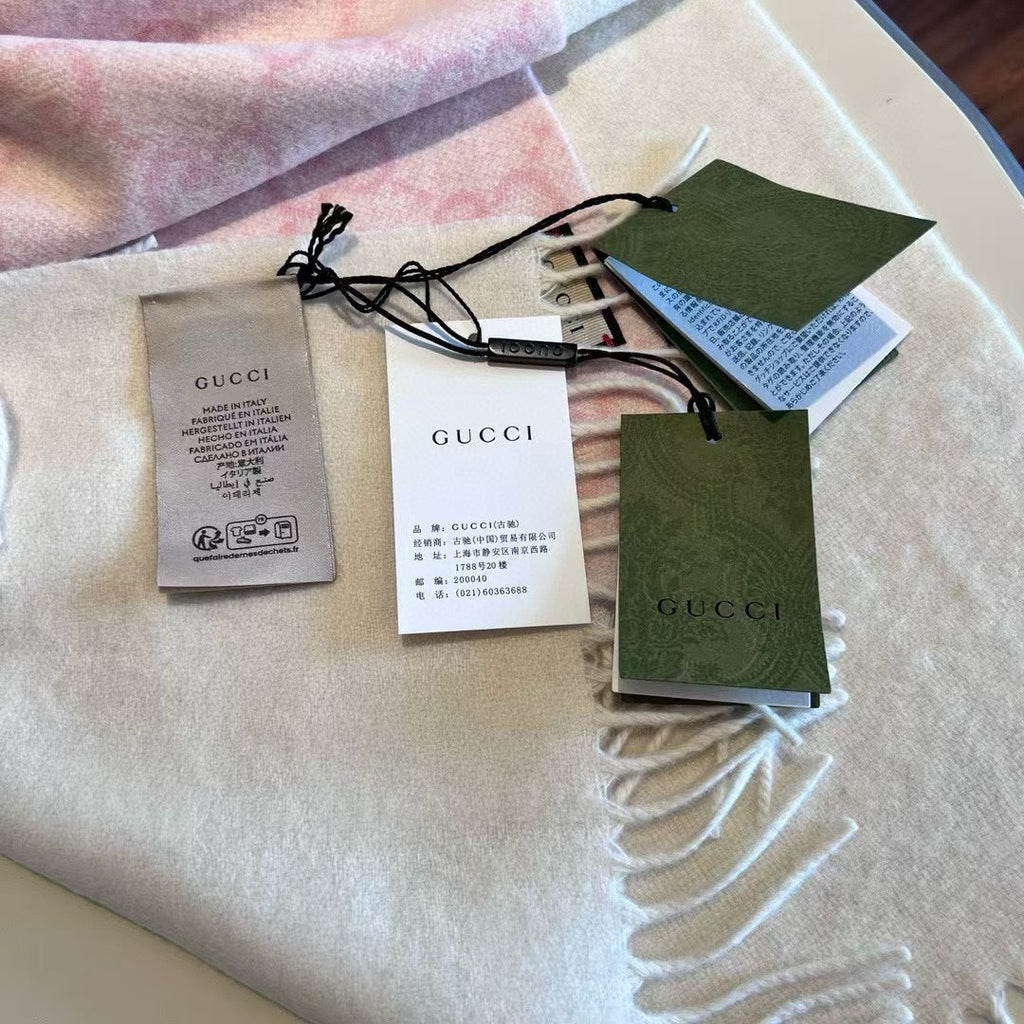 GUCCI SCARF 200 CM LIGHT PINK AND IVORY  CASHMERE JACQUARD 405134