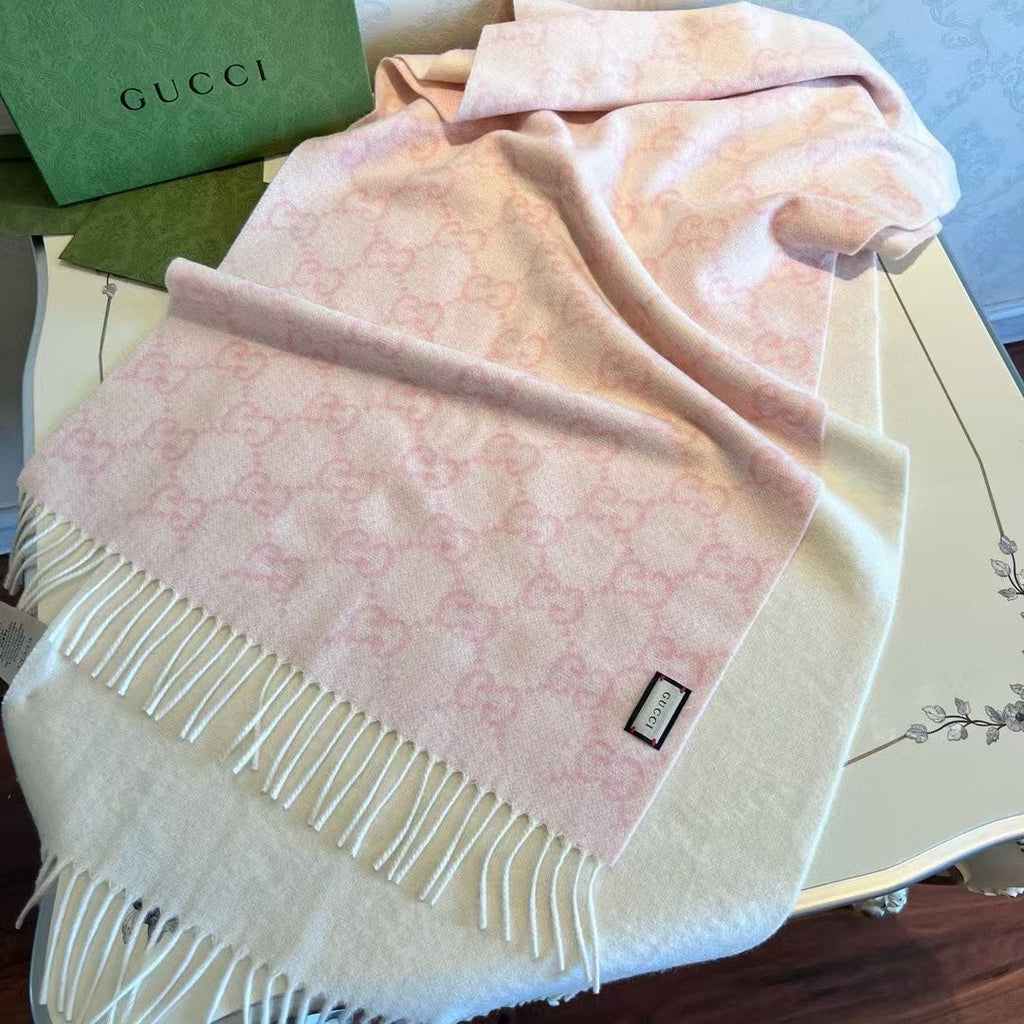 GUCCI SCARF 200 CM LIGHT PINK AND IVORY  CASHMERE JACQUARD 405134