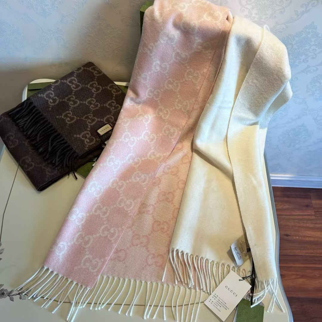 GUCCI SCARF 200 CM LIGHT PINK AND IVORY  CASHMERE JACQUARD 405134